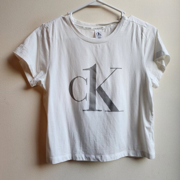 Calvin Klein Tops - Calvin Klein White Cropped Logo T-Shirt Size Small